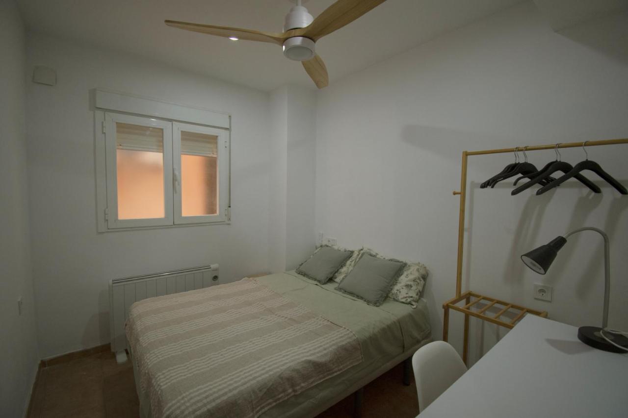 Habitacion En Casa De 3 Habitaciones En Centro Historico Гранада Екстериор снимка